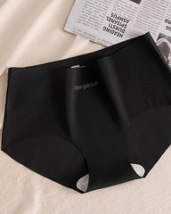 Yoga Fitness Mulberry Silk Antibacterial Seamless Underwear
