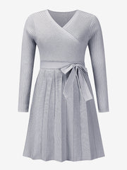 V Neck Pleated Knitted Long Sleeves Mini Sweater Dress