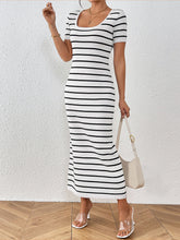 U Neck Short Sleeves Knitted Striped Maxi Dress