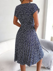 Retro-Chic All-Over Blooms Short Sleeves Floral Pleated Waist Detail Midi Casual Dress