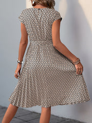 Graphic Print Cap Sleeves Pleated Midi Dress