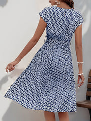 Graphic Print Cap Sleeves Pleated Midi Dress