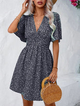 V Neck Short Sleeve Floral Ruched Dress