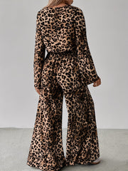 2 Pieces Leopard Print Bell Sleeve Copped Tops & Wide Legs Pants Matching Set