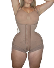 Curvas Booty Shorts Faja