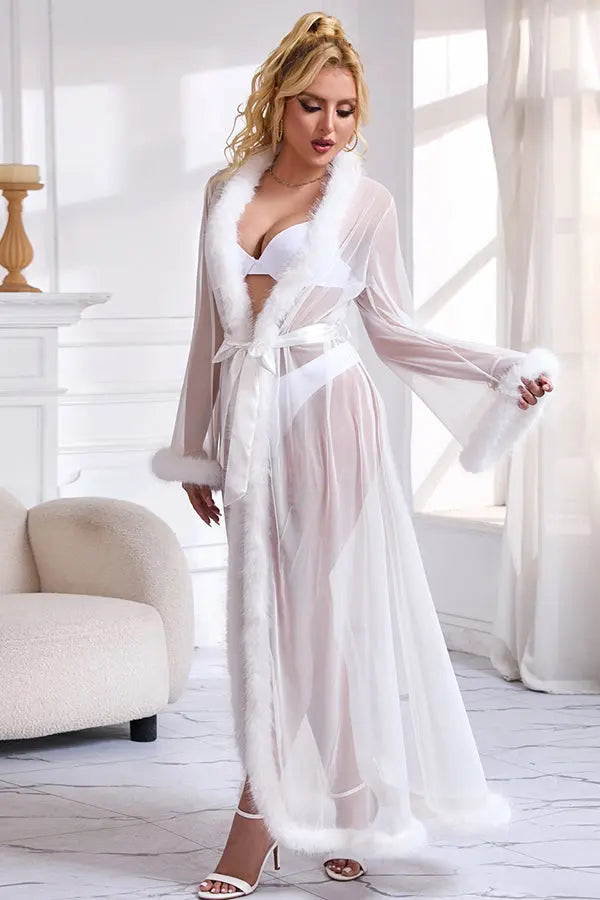 White Old-Hollywood Romance Robe