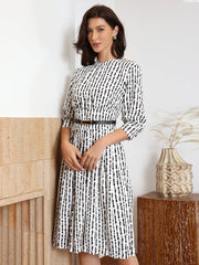 Boat Neck 3/4 Sleeve Belted Business Casual A-Line Dress