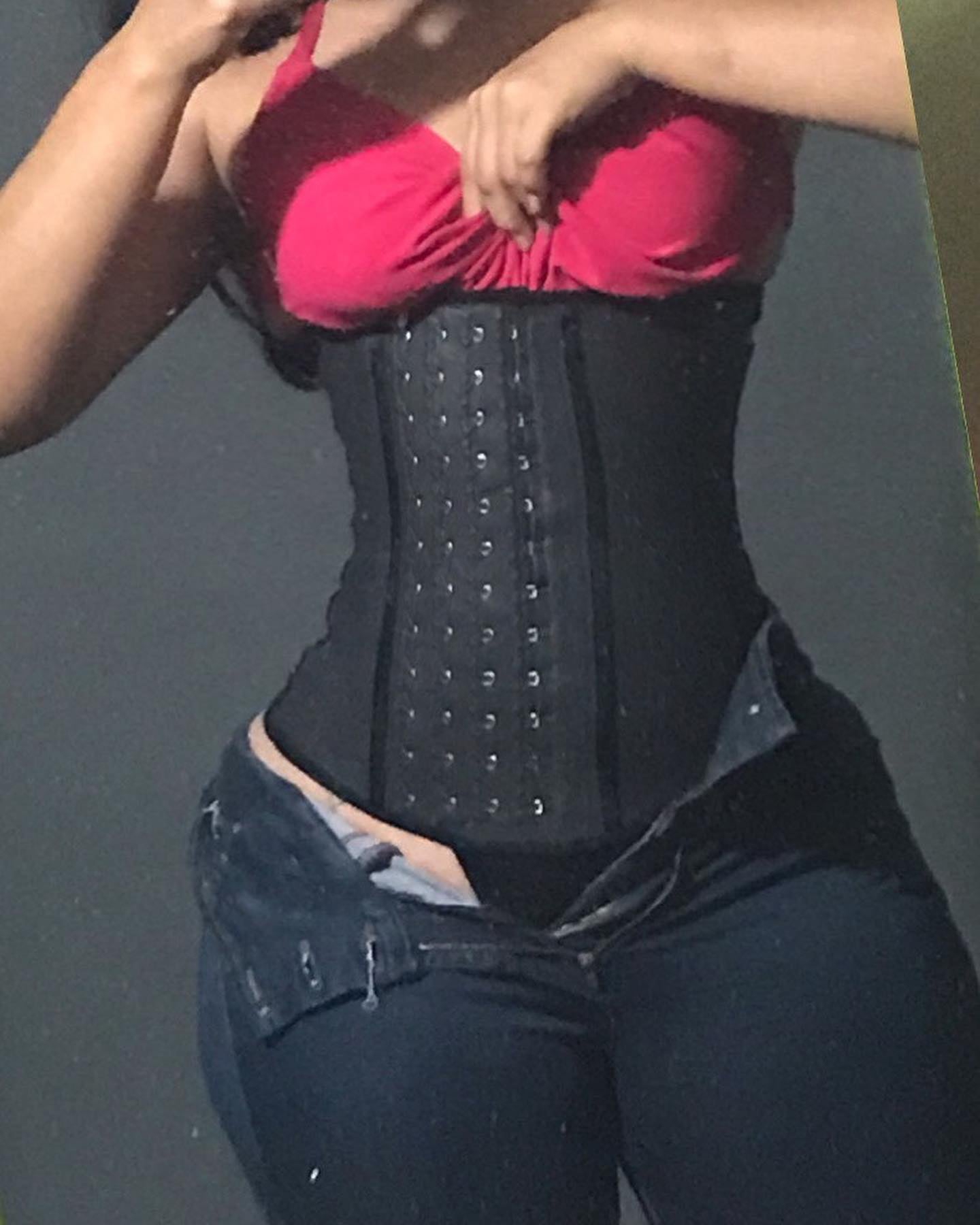 Waist Trainer for Women Latex Underbust Waist Cincher Corset Sport Girdle Hourglass Body Shaper