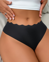Women's Seamless Hollow-Out Wave Knickers Underwear For Valentine's Day