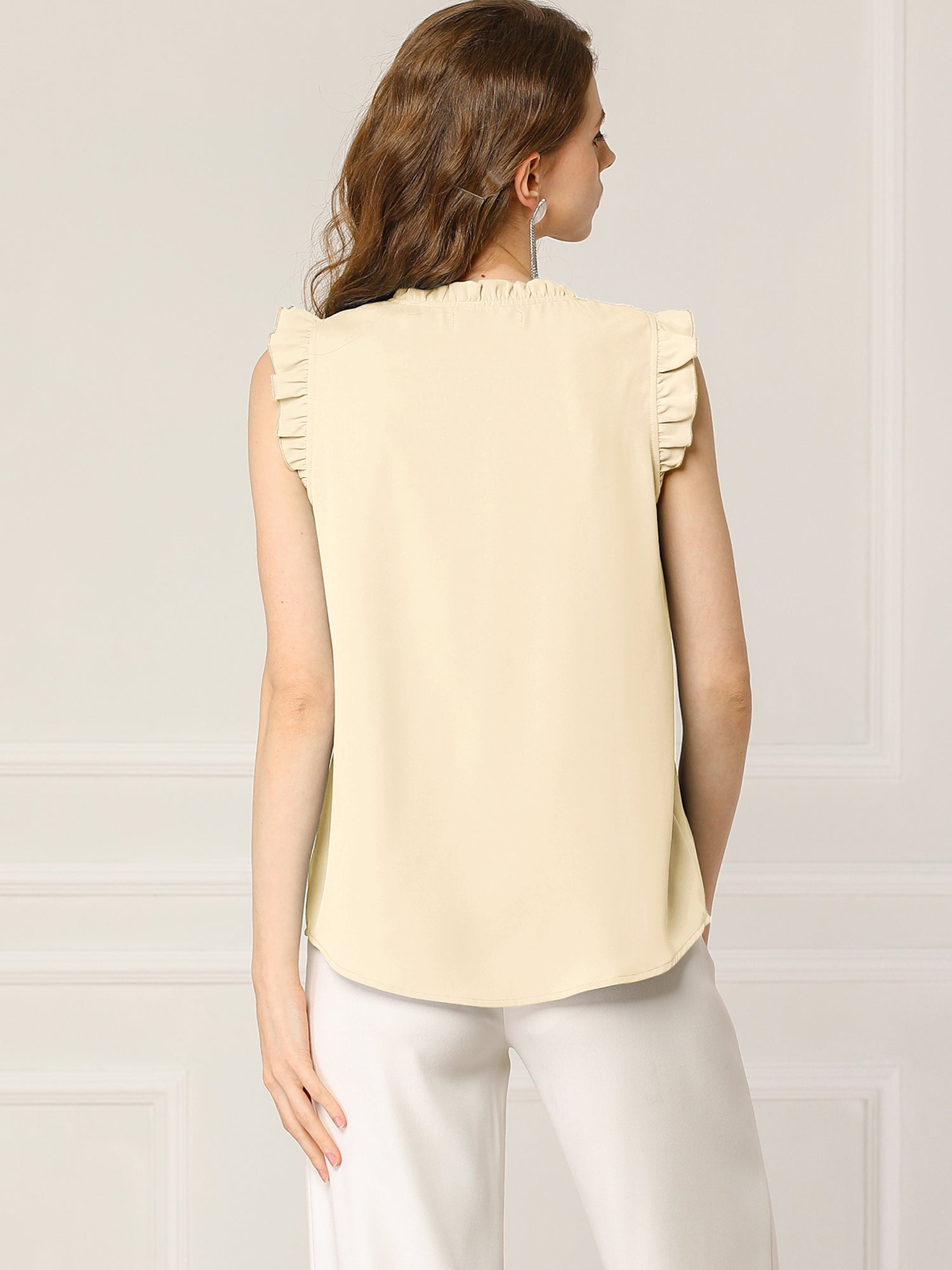 Ruffled Sleeveless Blouse 1950s Vintage Work Business Tops