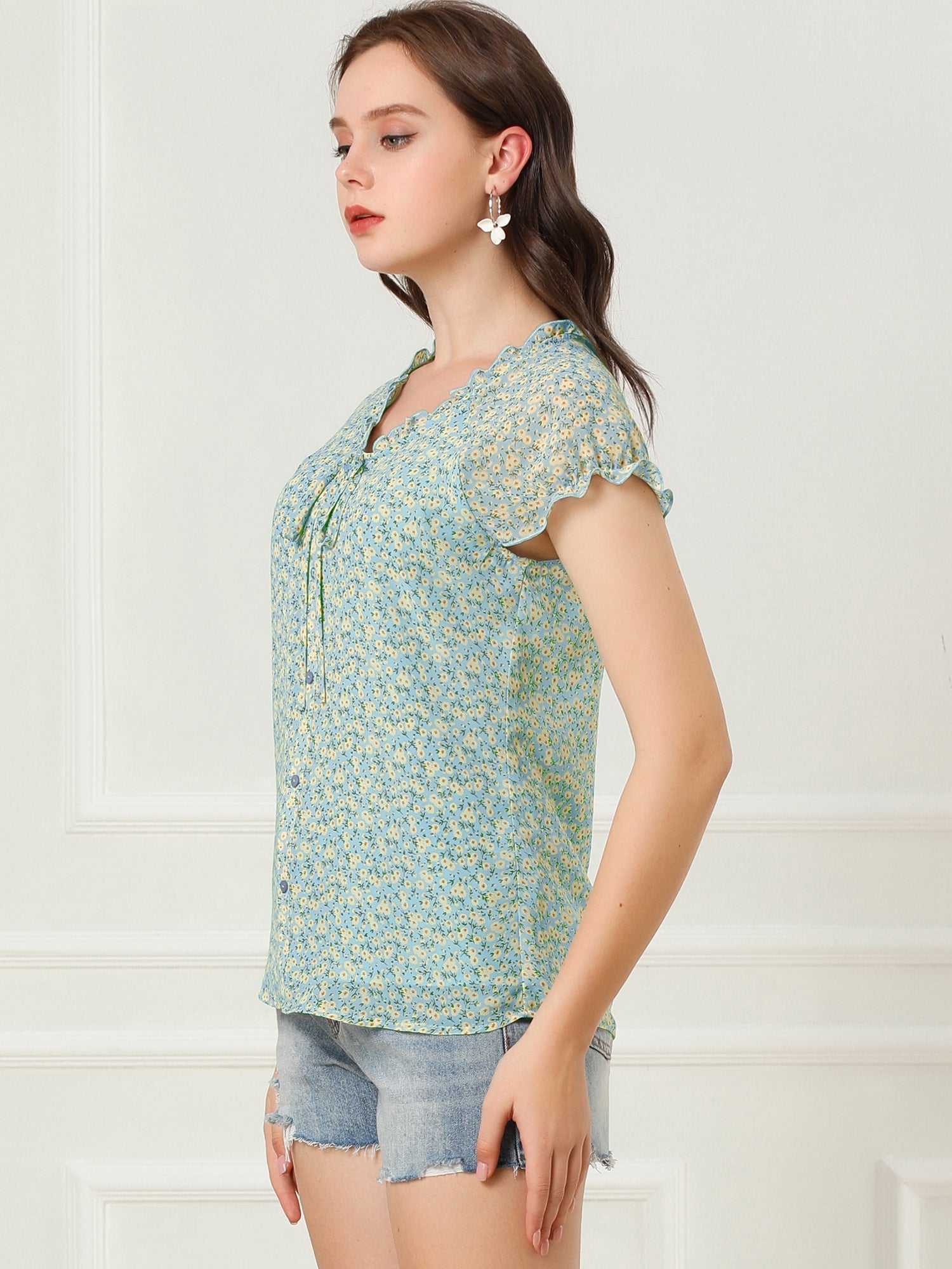 Ditsy Floral Print Chiffon Short Sleeve Ruffle Blouse