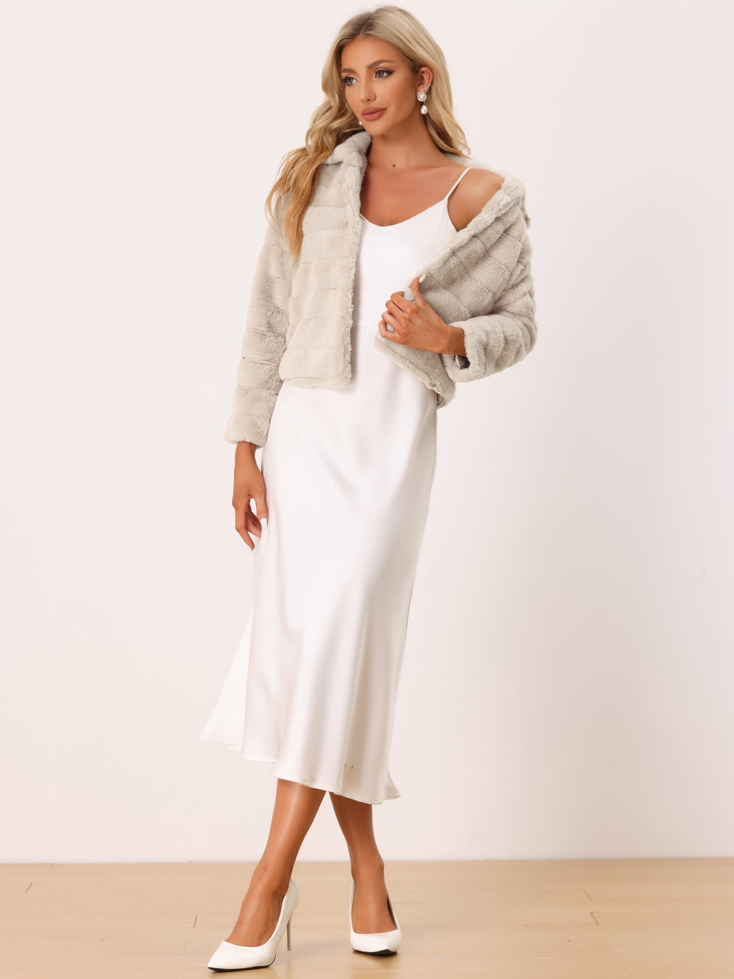 Fluffy Collar Warm Winter Cropped Faux Fur Coat