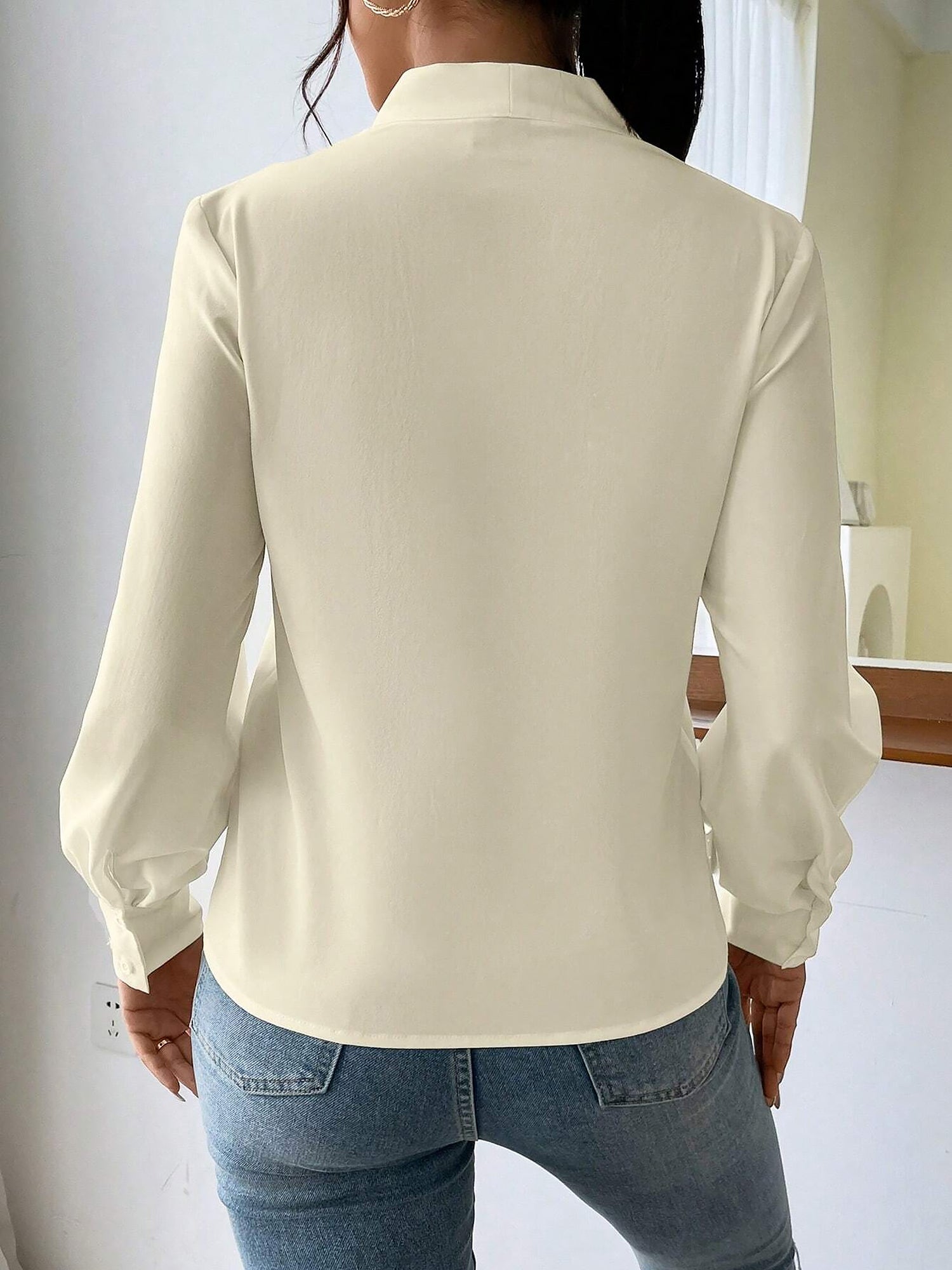 Classic Elegant V Neck Pleated Long Sleeves Solid Color Blouse