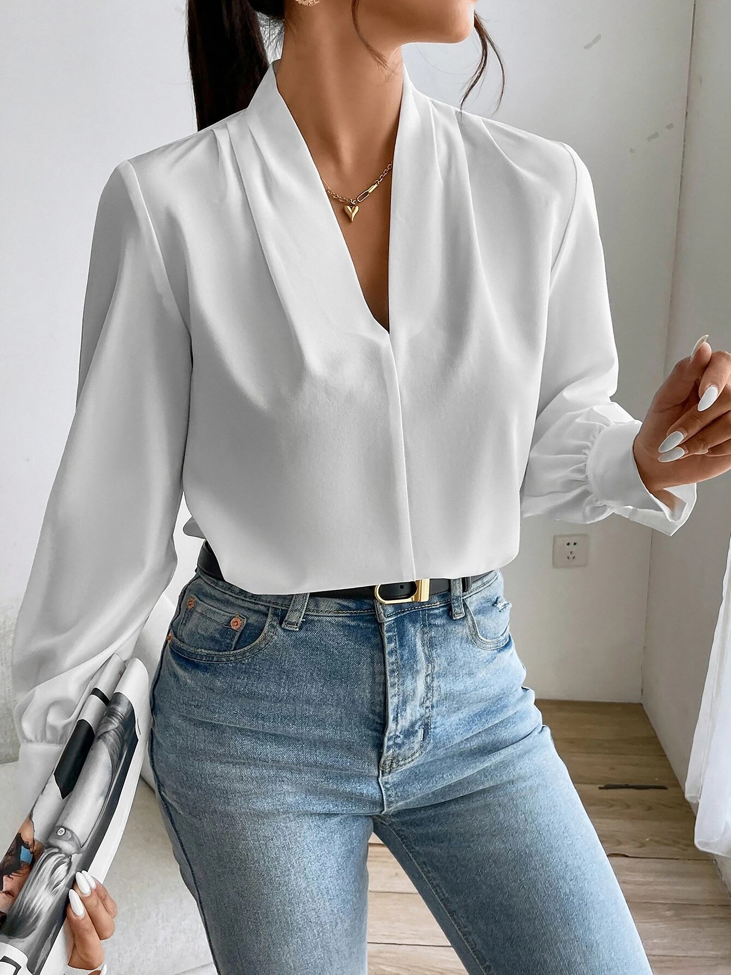 Classic Elegant V Neck Pleated Long Sleeves Solid Color Blouse