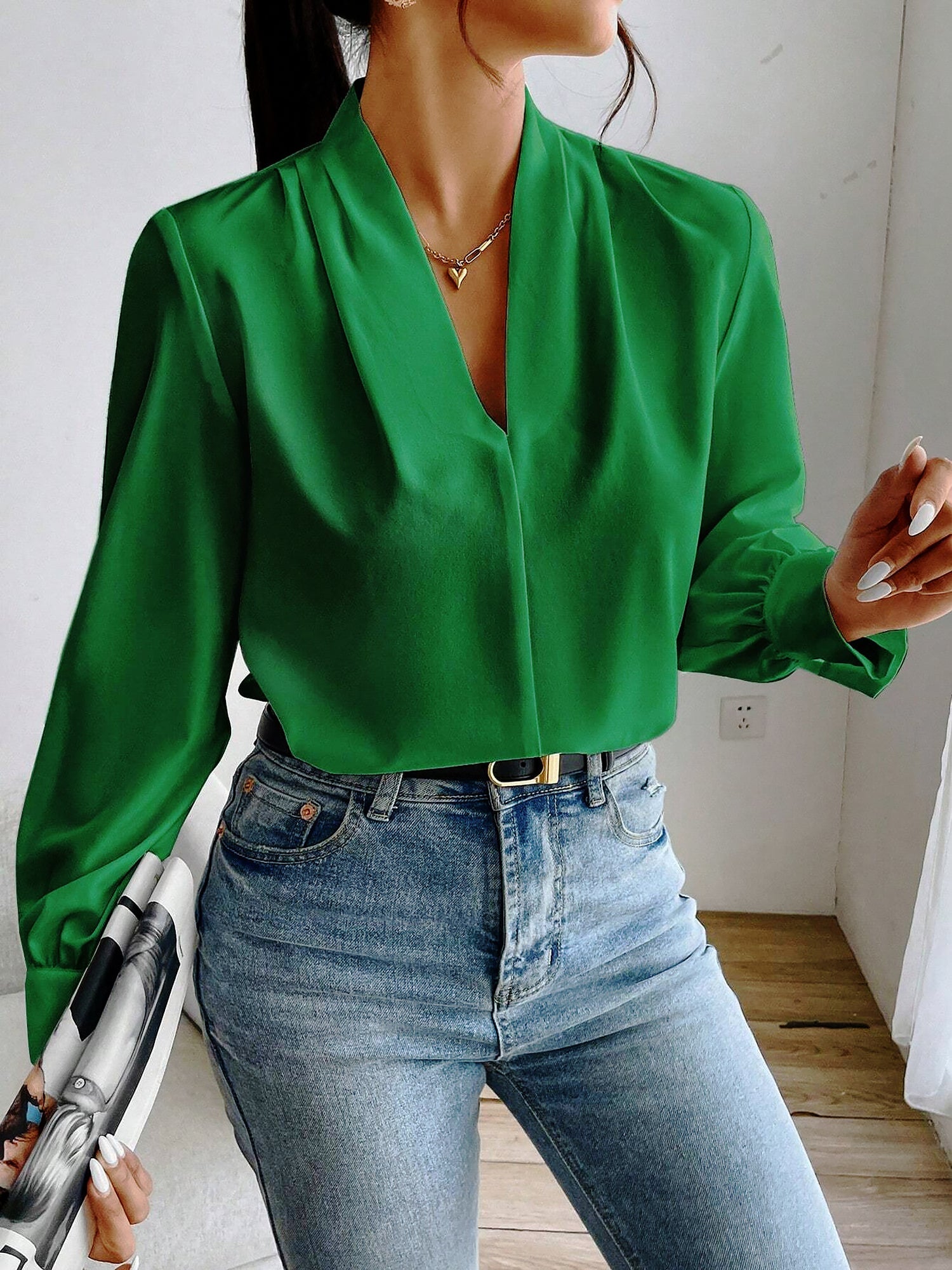 Classic Elegant V Neck Pleated Long Sleeves Solid Color Blouse