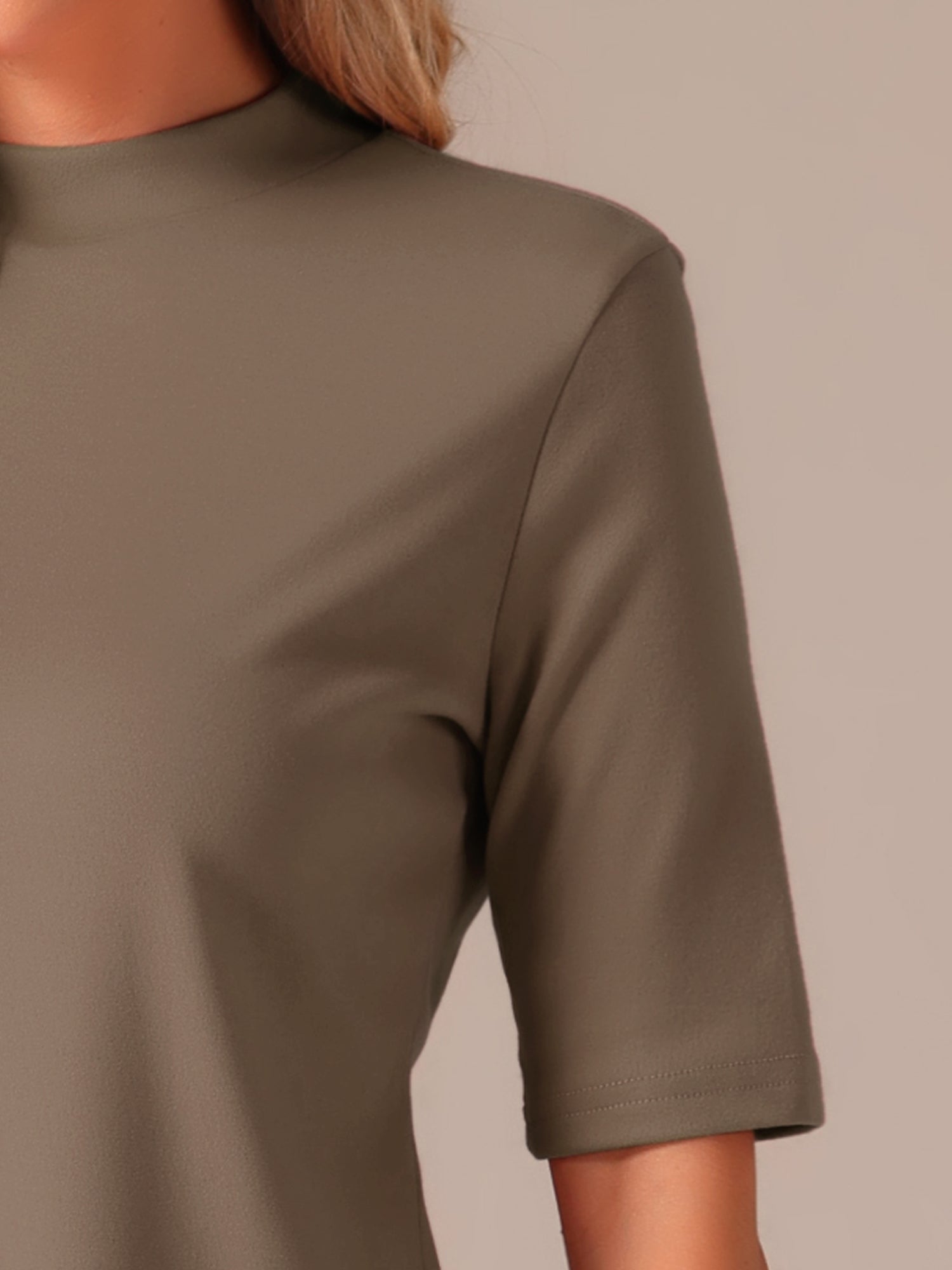 Mock Neck Solid Color Short Sleeves Casual T-shirts