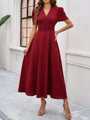 Textured Puff Short Sleeve Ruched Midi A-Line Dress Raised Fabric Cinched Waist and Casual-Chic Design