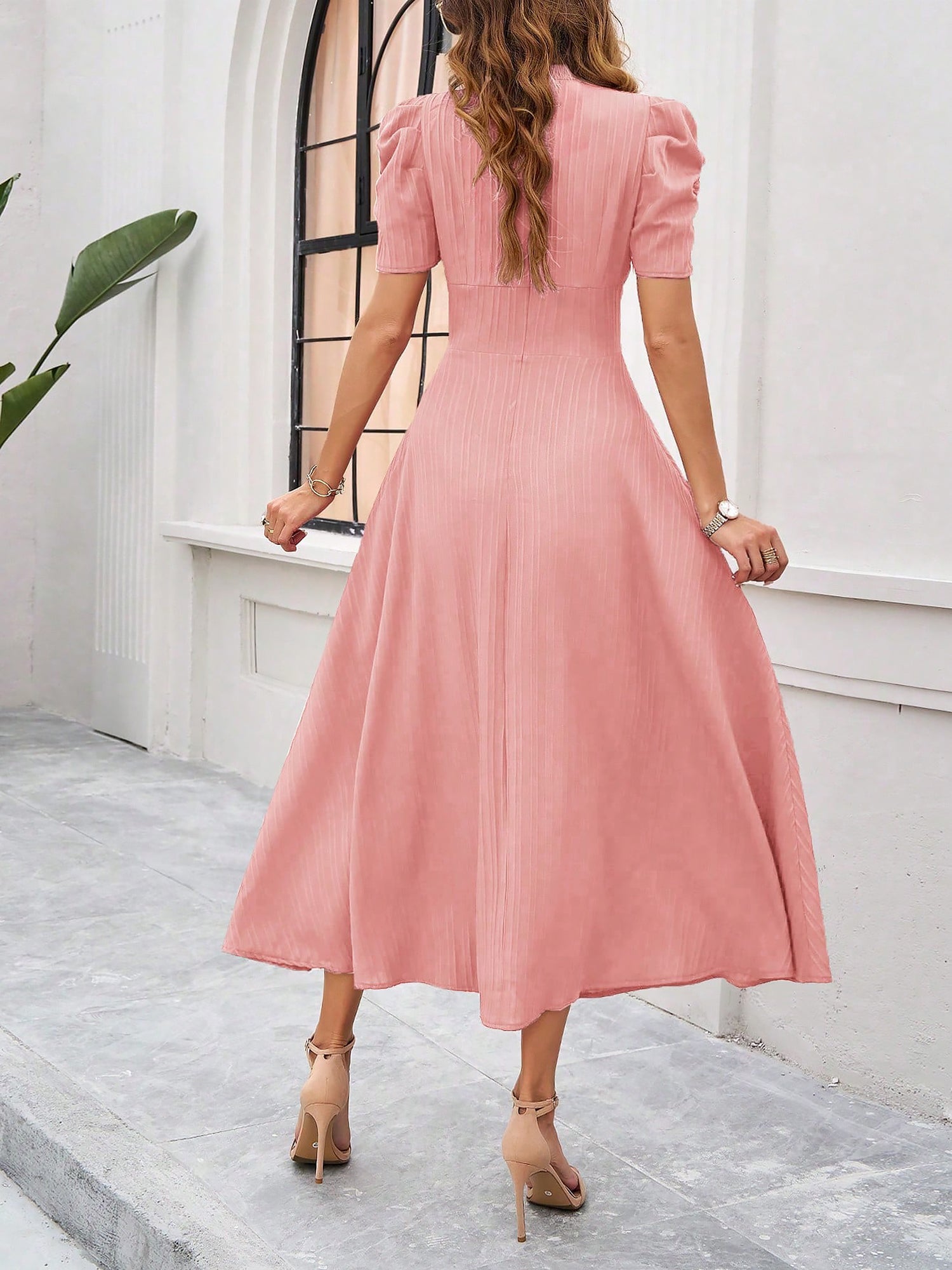 Textured Puff Short Sleeve Ruched Midi A-Line Dress Raised Fabric Cinched Waist and Casual-Chic Design