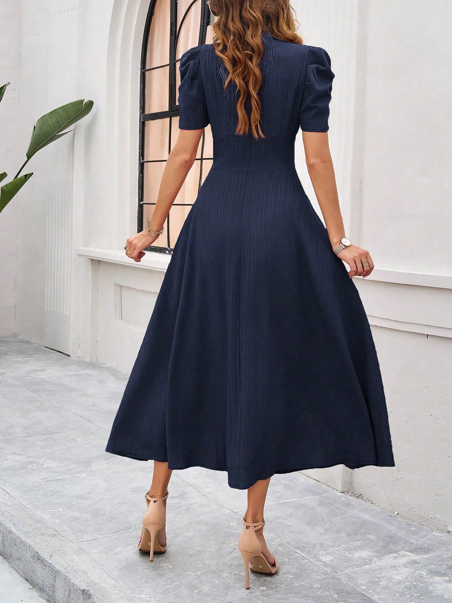 Textured Puff Short Sleeve Ruched Midi A-Line Dress Raised Fabric Cinched Waist and Casual-Chic Design