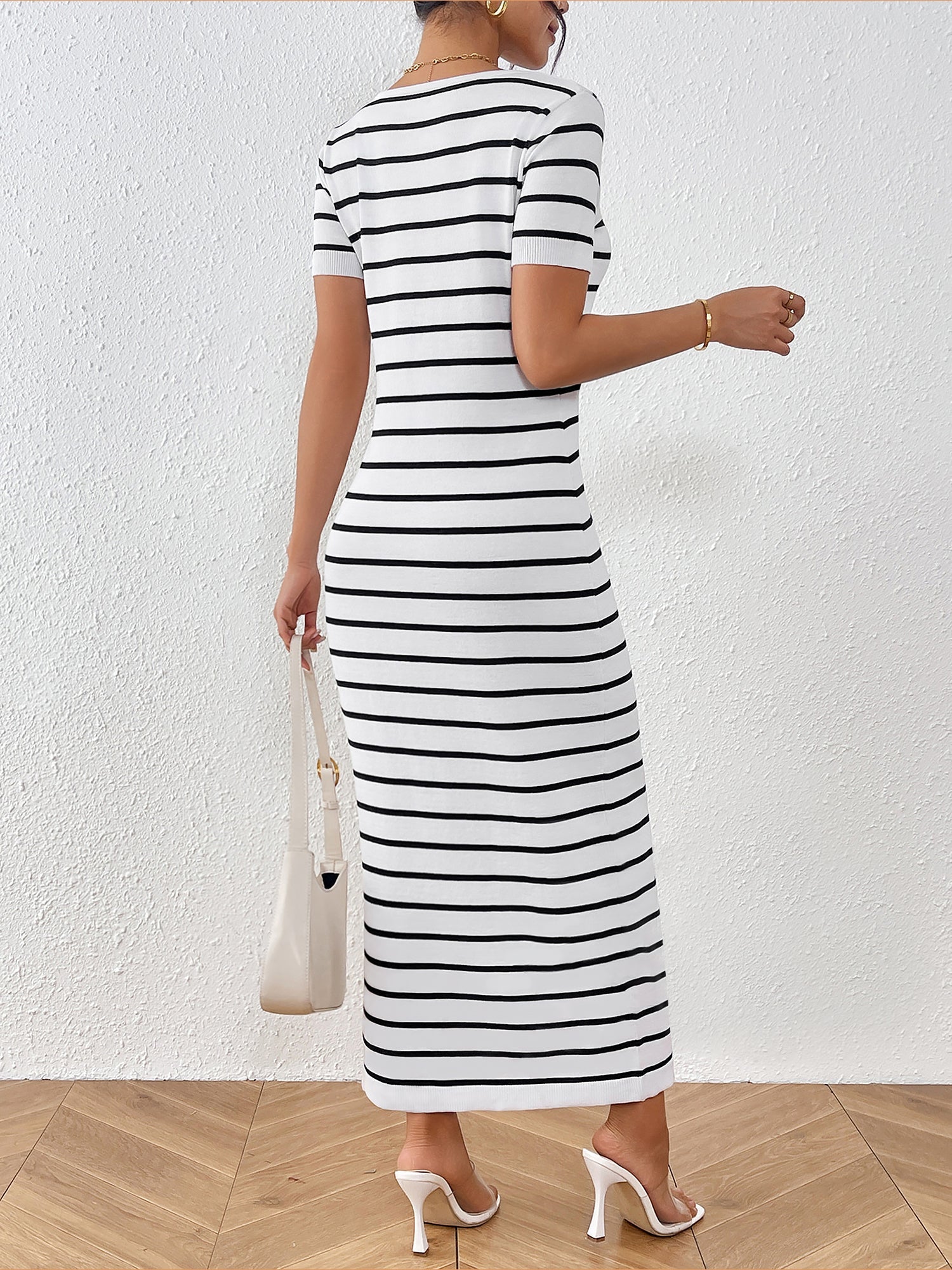 U Neck Short Sleeves Knitted Striped Maxi Dress