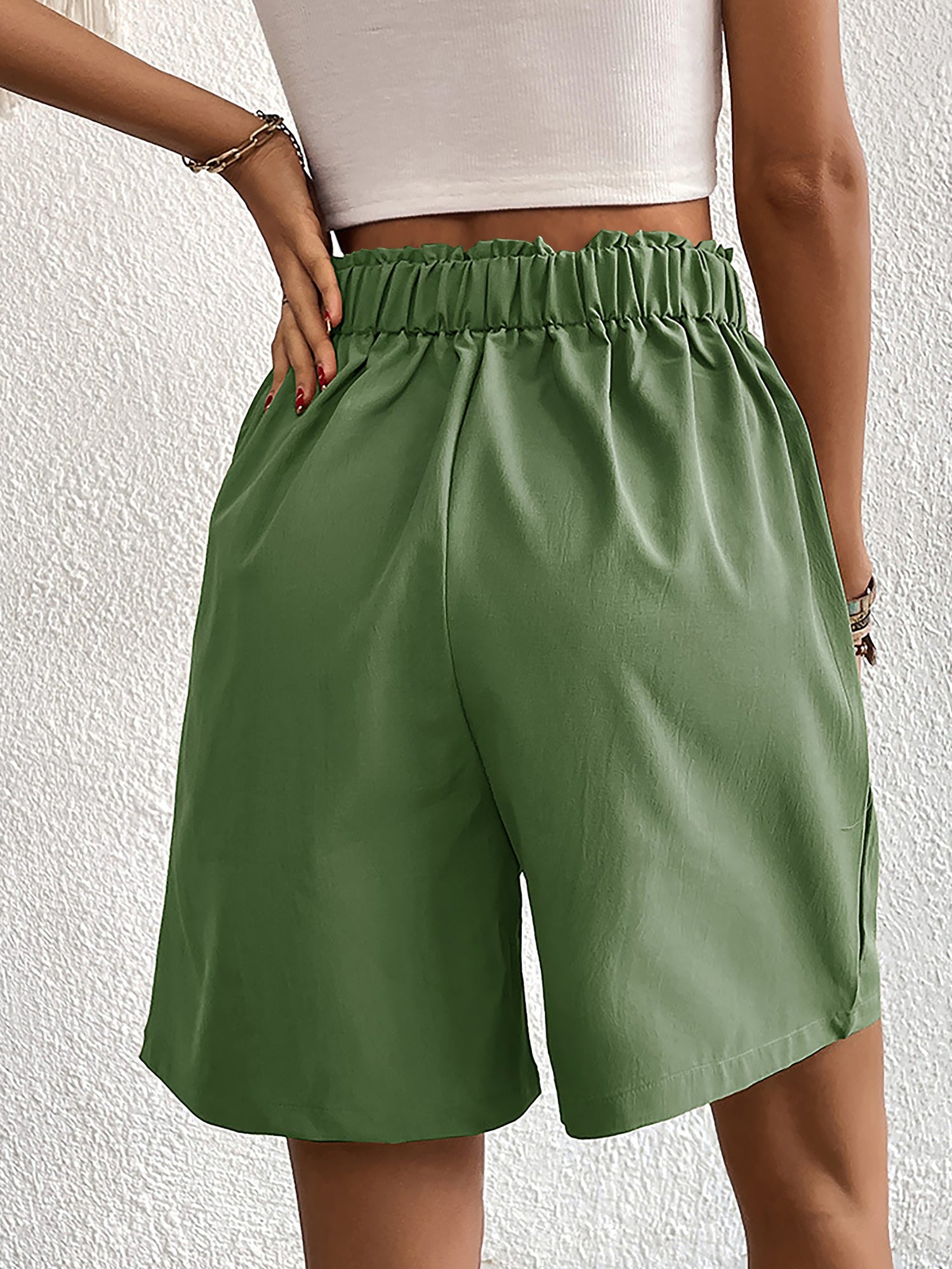 Solid Color High Waist Pleated Pocketed Shorts