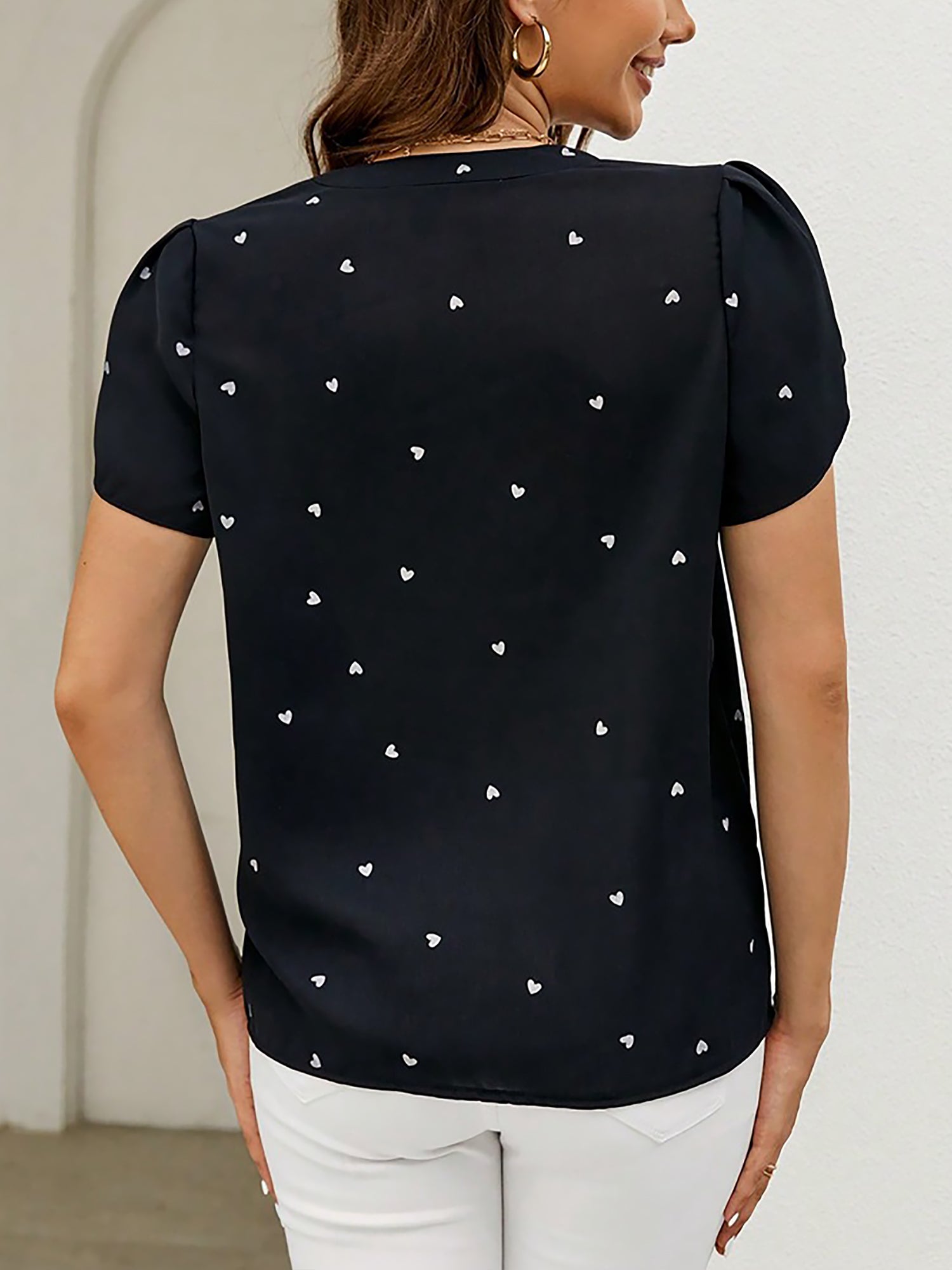 Notch Neck Heart Print Short Sleeves Blouse