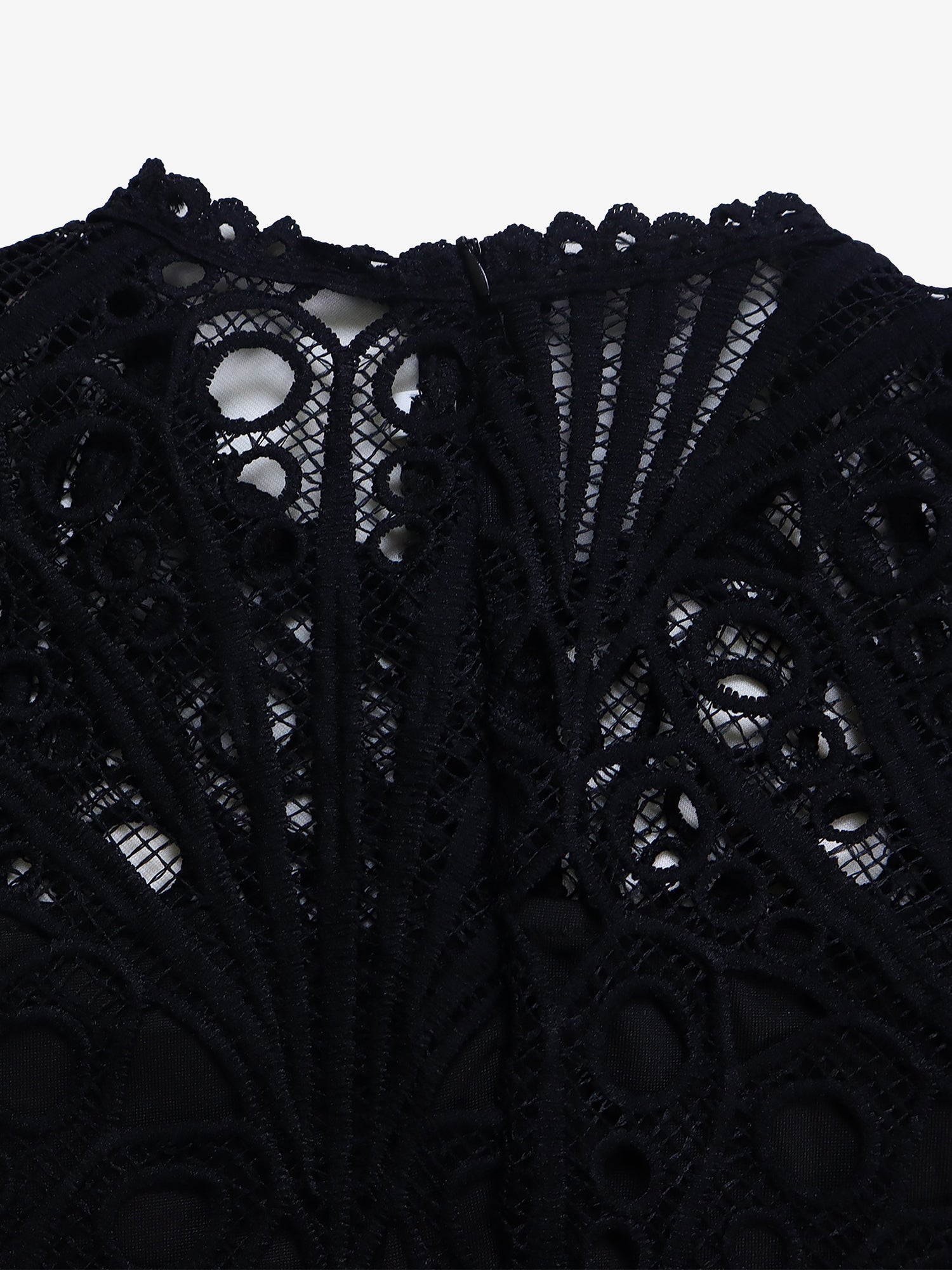 Elegant Vintage-Inspired Lace Patchwork Belted Pleated Midi Dress