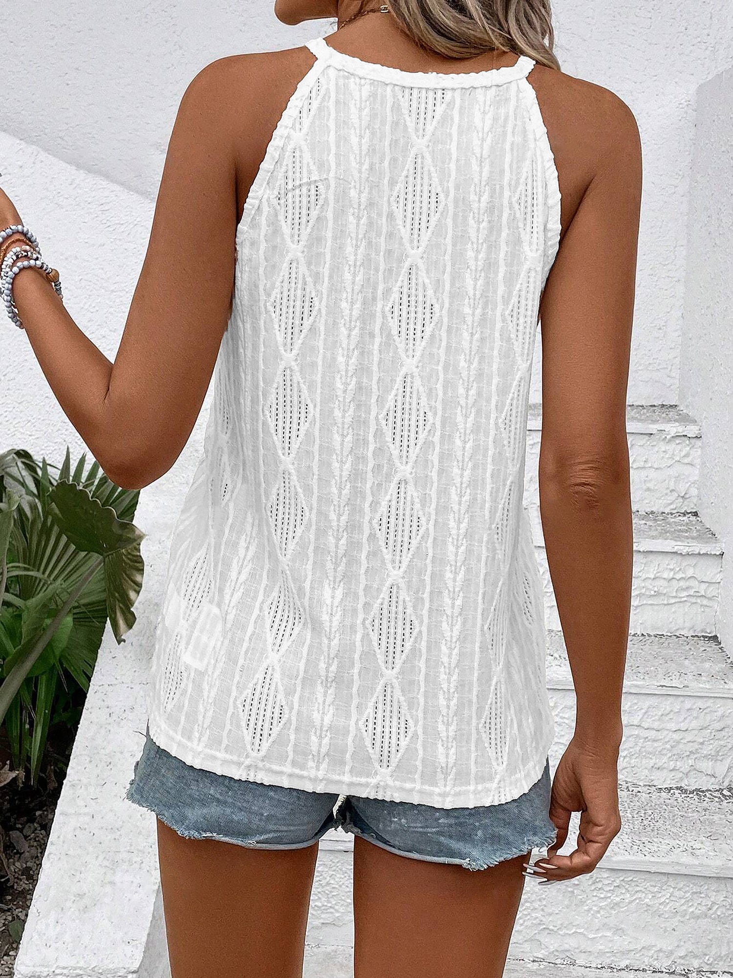 Round Neck Sleeveless Textured Casual Tank
