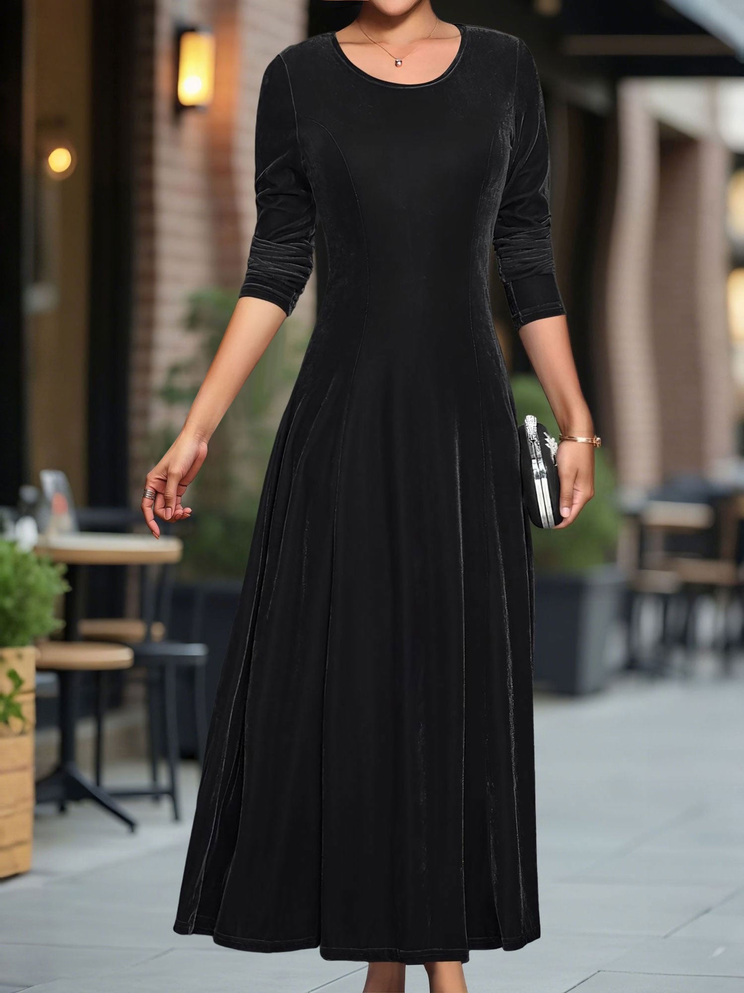 Round Neck Long Sleeves Maxi Velvet Dress