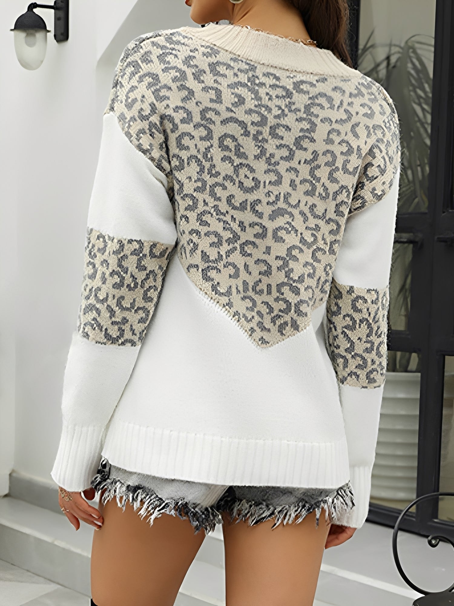 Colorblock Leopard Print V Neck Pullover Sweater