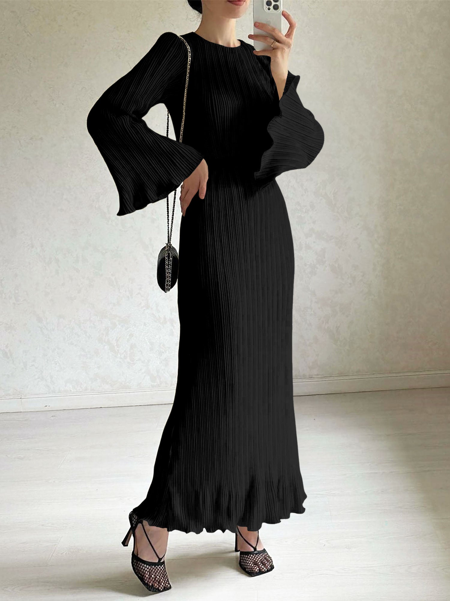 Round Neck Trumpet Sleeve Pleated Maxi Dress