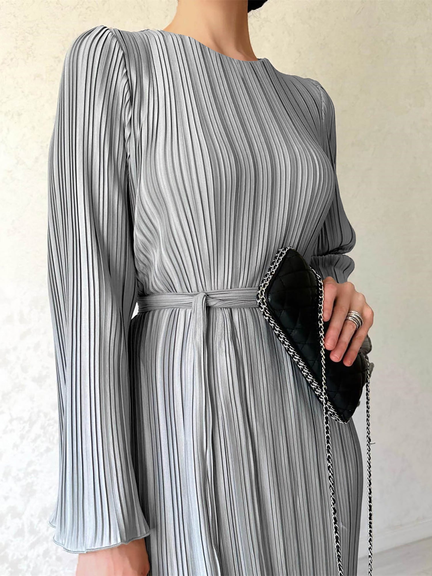 Round Neck Trumpet Sleeve Pleated Maxi Dress