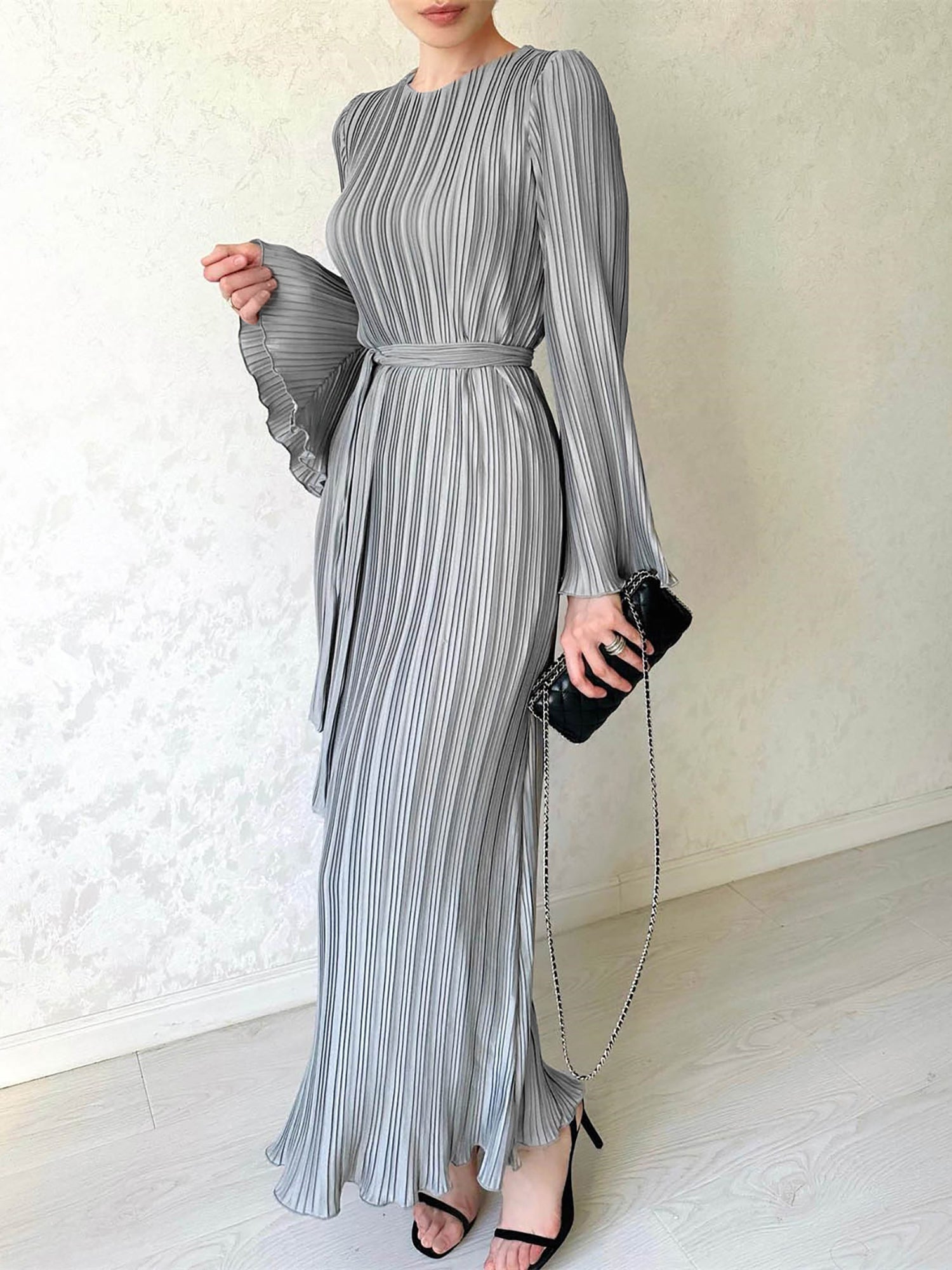 Round Neck Trumpet Sleeve Pleated Maxi Dress