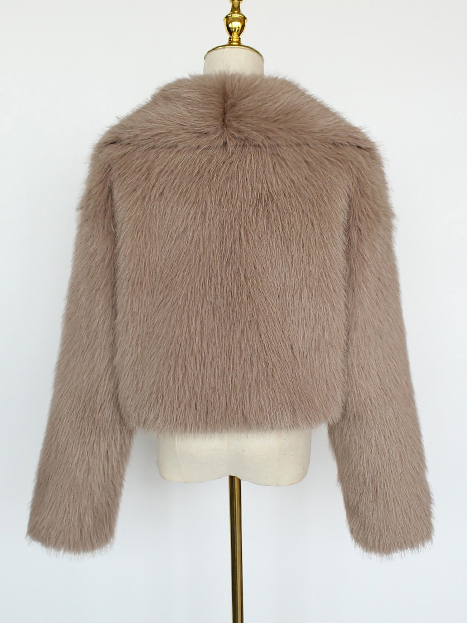 Collared Long Sleeves Cropped Faux Fur Coat