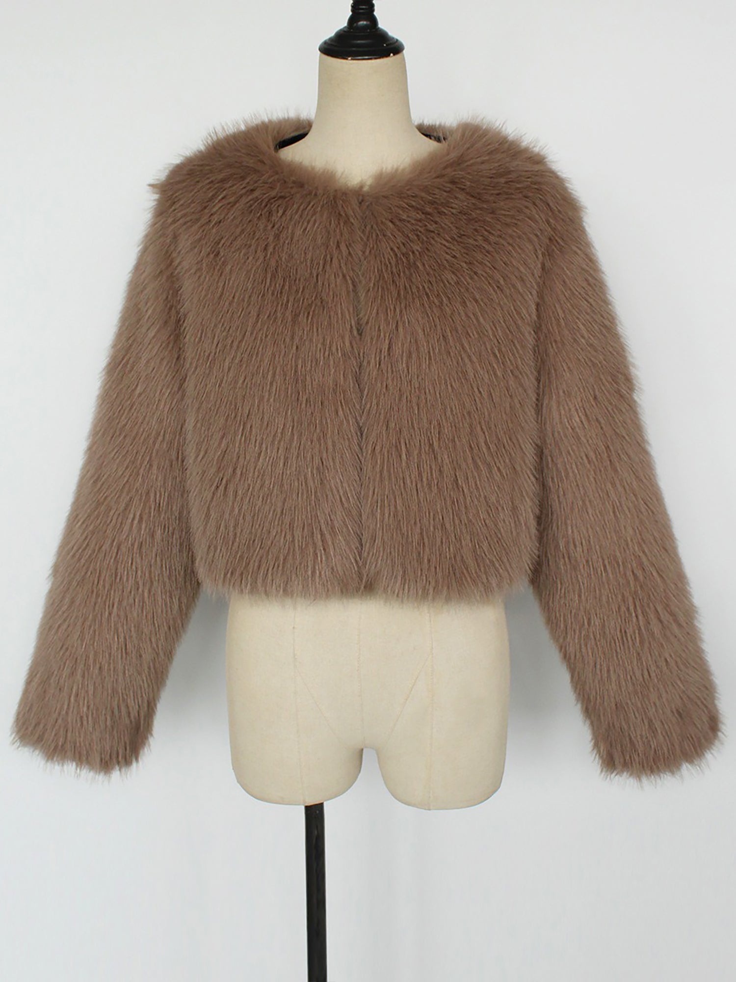 Collarless Long Sleeves Cropped Faux Fur Coat