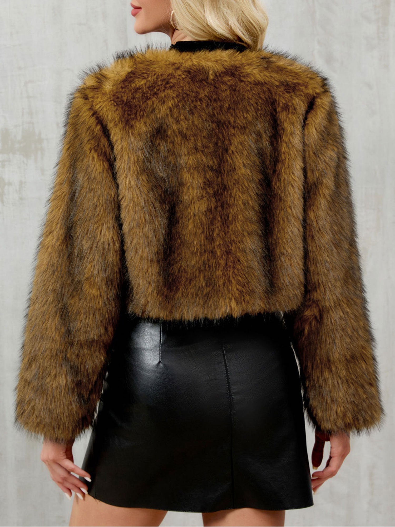 Collarless Long Sleeves Cropped Faux Fur Coat