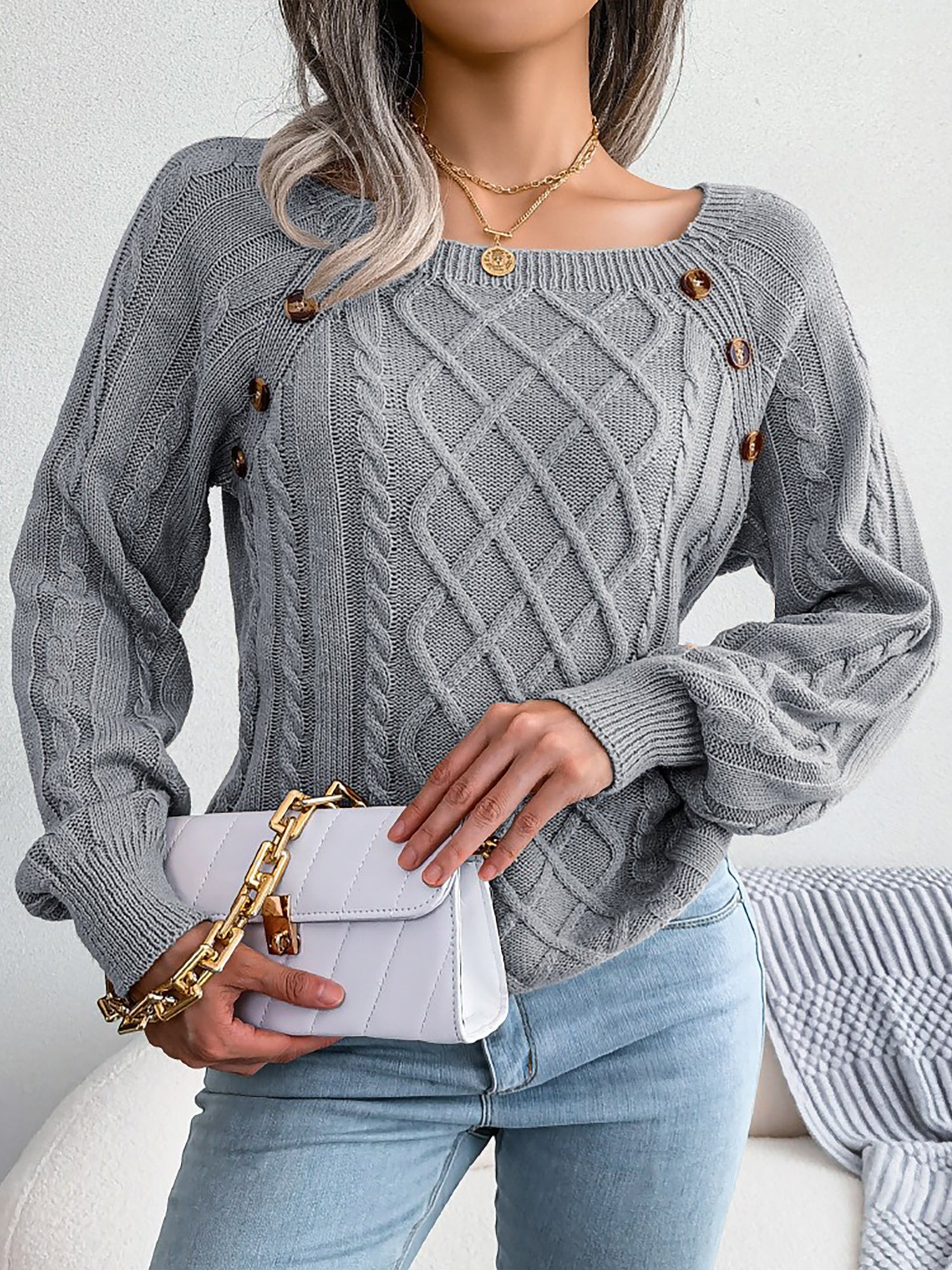 Round Neck Button Decor Cable Knit Pullover Sweater