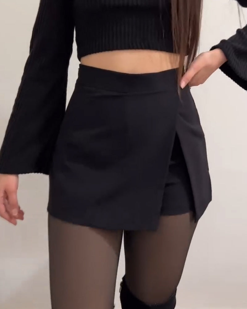 Front Slit Hip Shorts Skirt